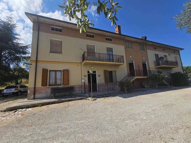 Rustico in vendita a San Mauro, Marche