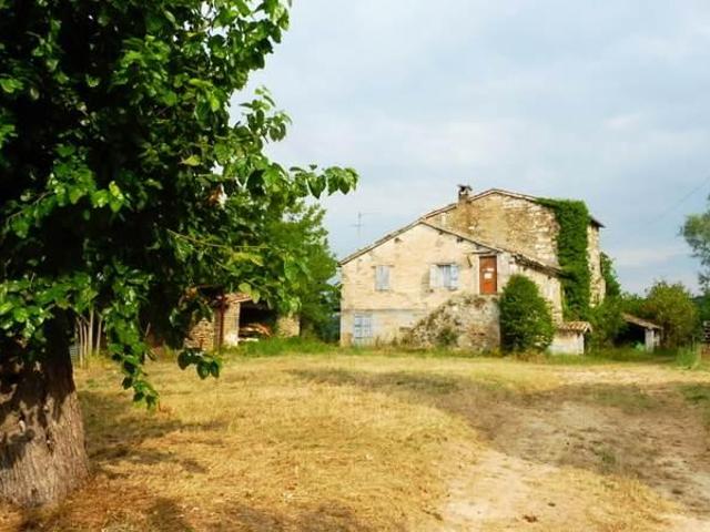 Rustico in vendita a Le Casette, Marche