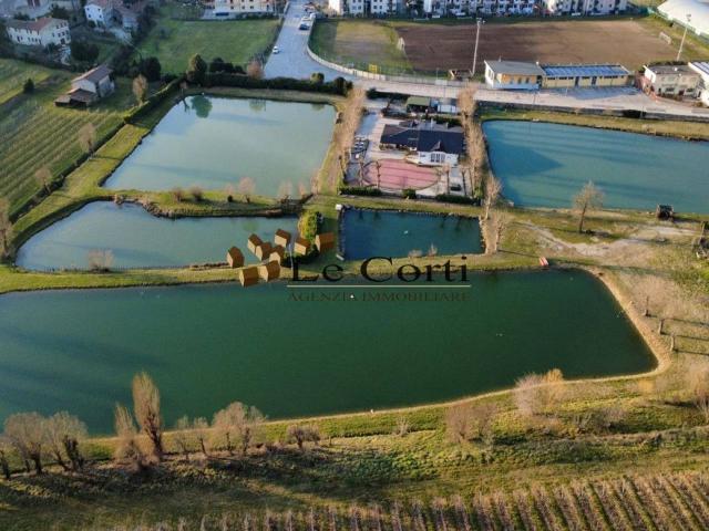 Rustico in vendita a Sarego, Veneto