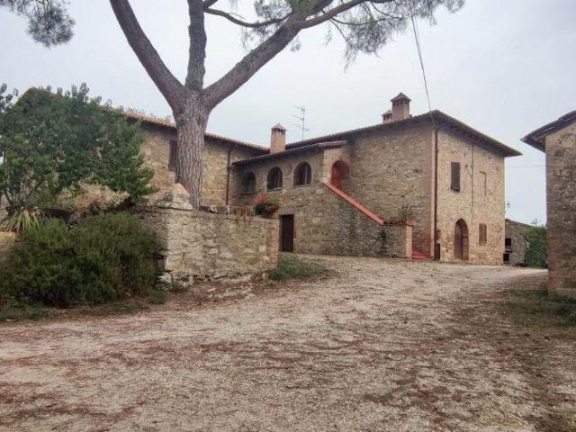 Rustico in vendita a Sovicille, Toscana