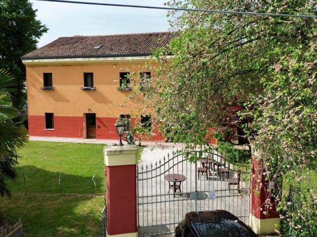 Rustico in vendita a Lerino, Torri Di Quartesolo