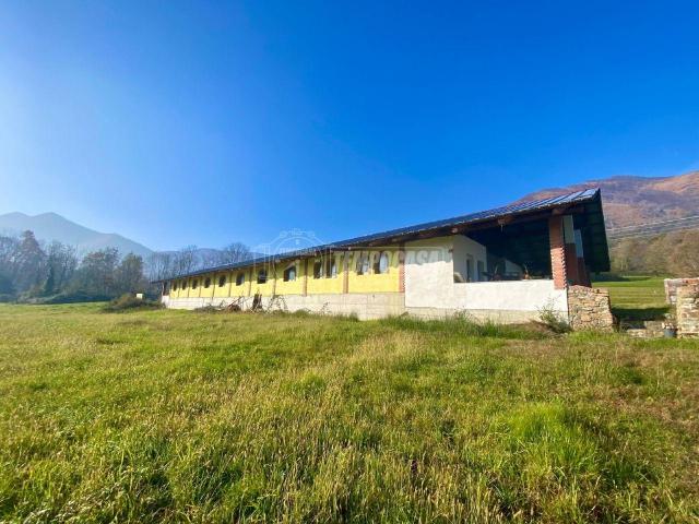 Rustico in vendita a Unione Montana di Comuni delle Valli di Lanzo, Ceronda e Casternone, Piemonte