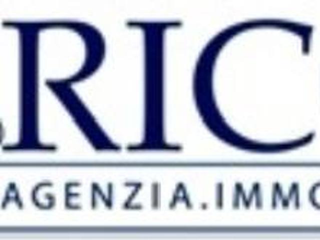 Locale Commerciale in vendita a Gorizia, Friuli-Venezia Giulia