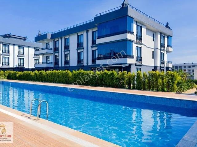 Aziziye Mahallesi, Karasu içerisinde kiralık mülk