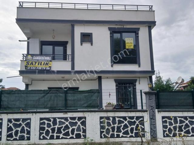 Akkum, Karasu içerisinde satılık Villa