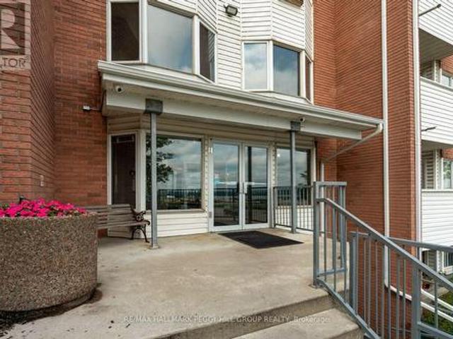 Condo for sale in Barrie, Ontario