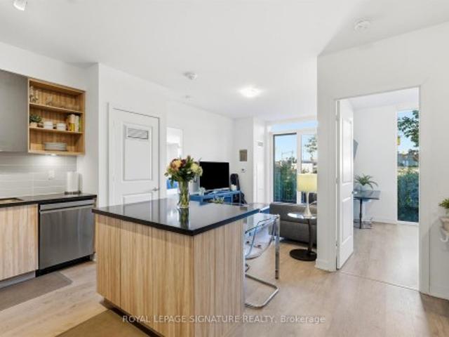 Condo for sale in Central Erin Mills, Mississauga
