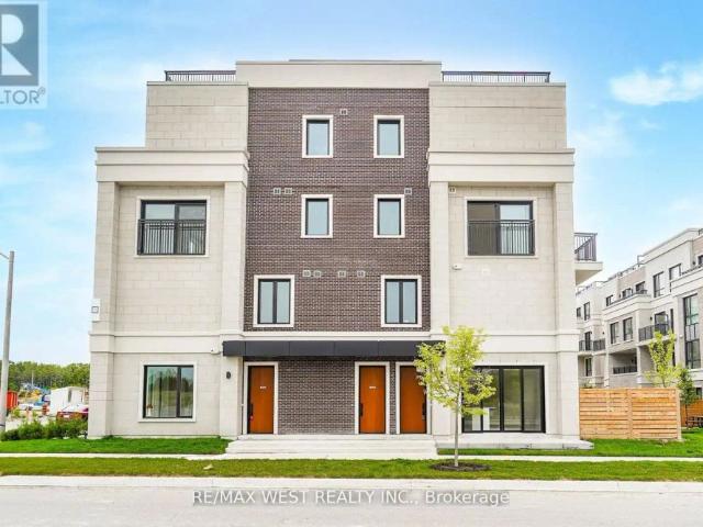 Townhouse for rent in Richmond Hill, Golden Horseshoe