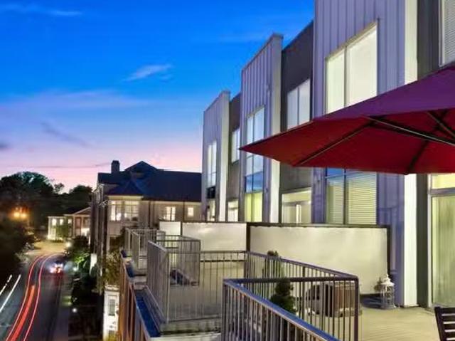 Condo for sale in Nashville