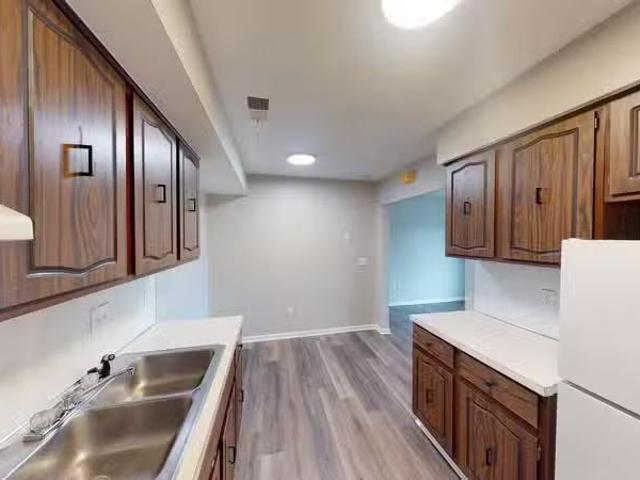 Condo for rent in Toledo