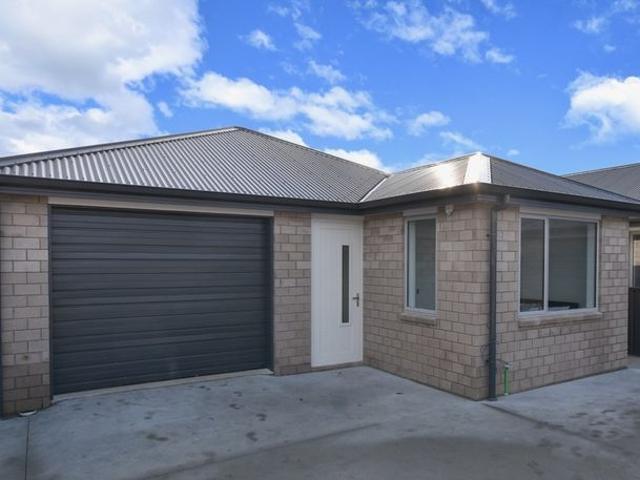 House for rent in Otakou