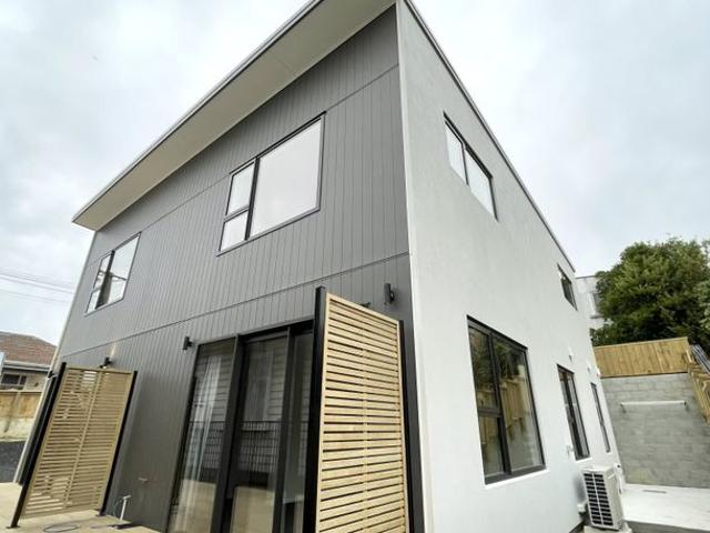 House for rent in Clyde Hill, Dunedin