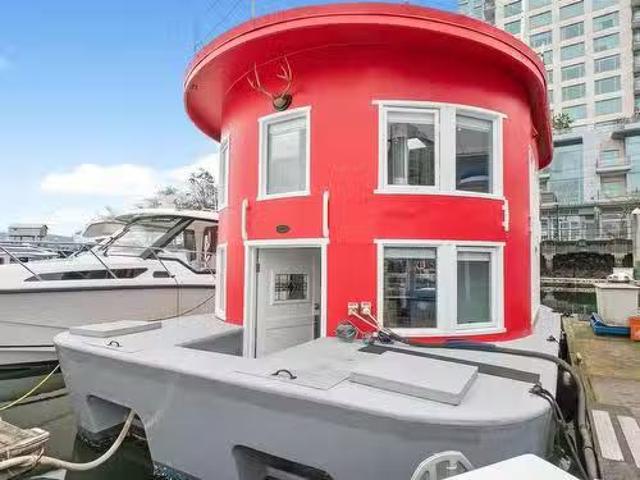 House for sale in Vancouver, British Columbia