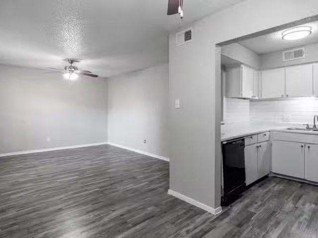 Condo for sale in Arlington