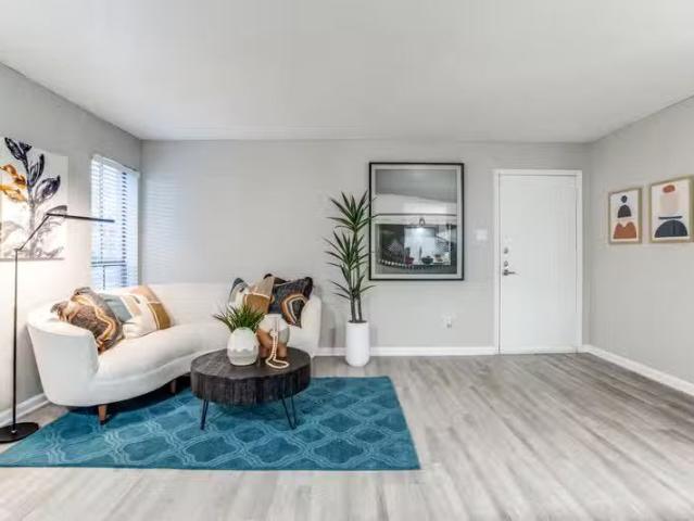 Condo for rent in Carrollton