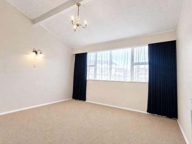 Apartment for rent in Days Bay, Wellington