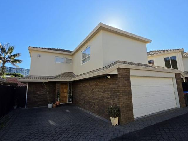 House for rent in Three Kings, Oroua County