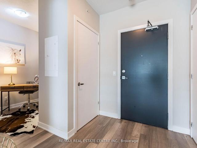 Condo for rent in Burlington, Ontario
