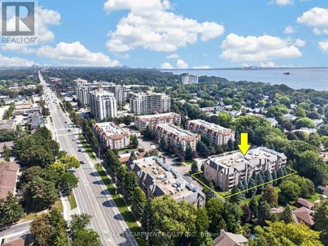 Condo for sale in Burlington, Ontario