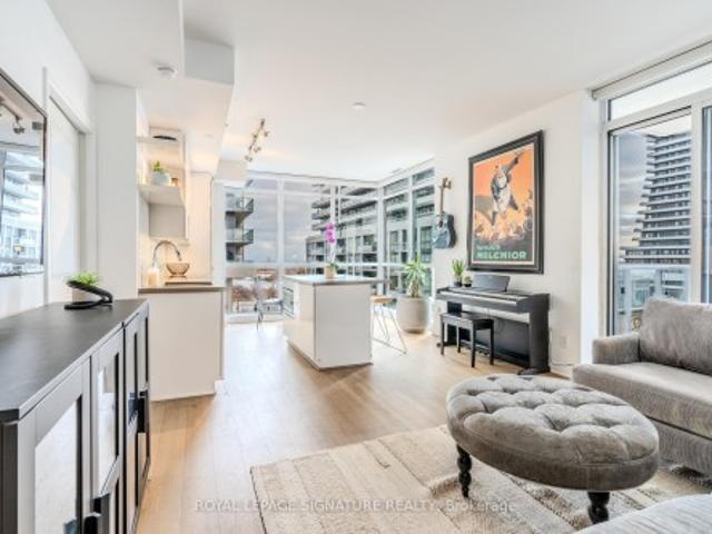 Condo for sale in Woburn, Ontario