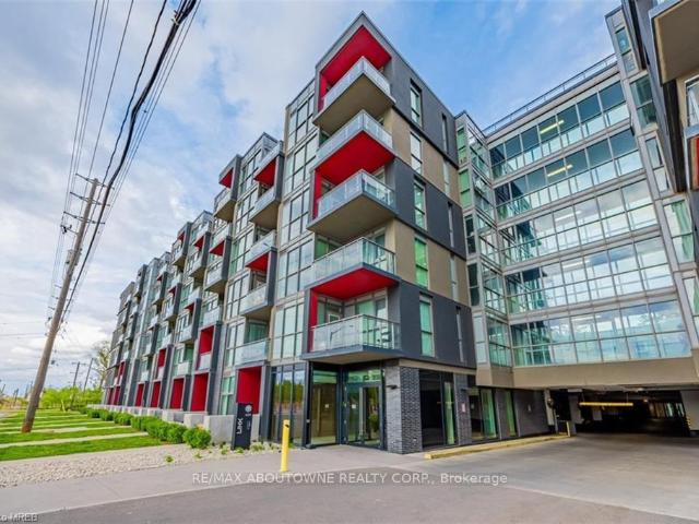 Condo for rent in Burlington, Ontario