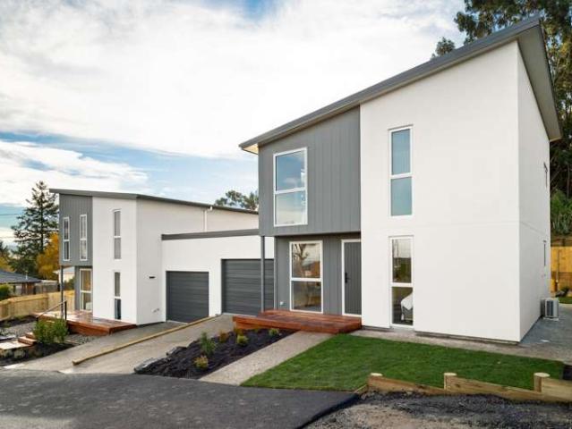 Townhouse for sale in Otakou