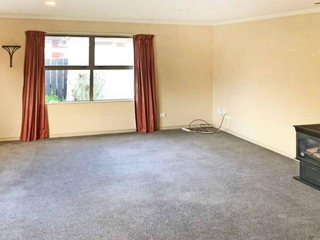 House for rent in Otakou