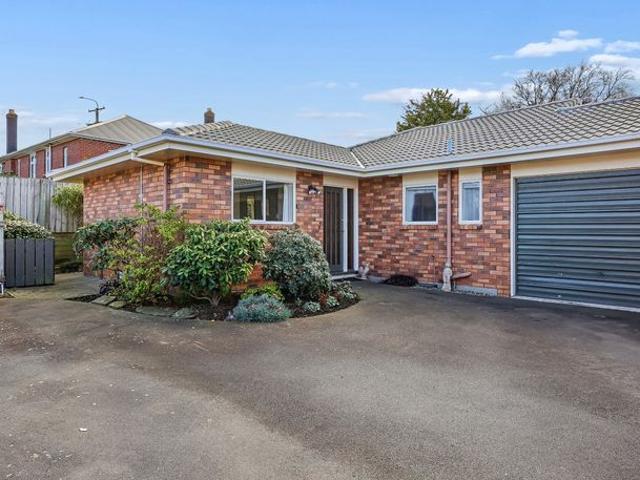 House for rent in Otakou