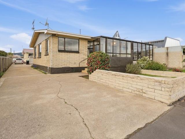 Apartment for rent in Otakou