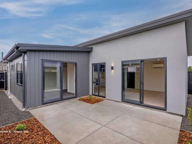 Townhouse for sale in Lincoln, Canterbury