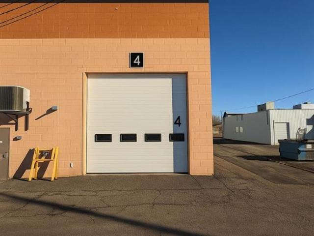 Commercial for rent in Grande Prairie, Alberta