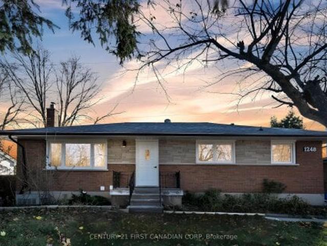 Duplex for rent in Arva, Ontario