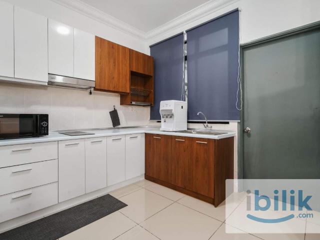 Room for rent in Petaling, Damansara Damai