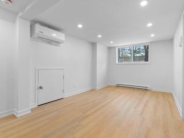 Apartment for rent in Mulhurst Bay, Ontario