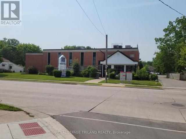 Commercial for rent in St. Thomas, Ontario
