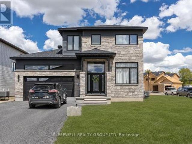 House for rent in Russell, Ontario