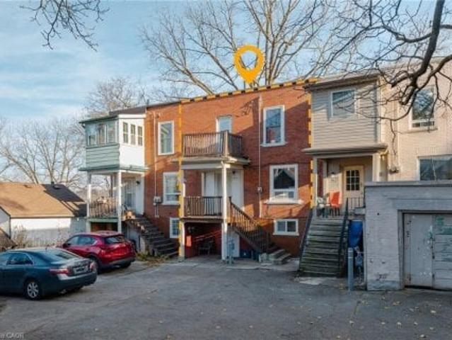 Townhouse for sale in Kitchener, Ontario