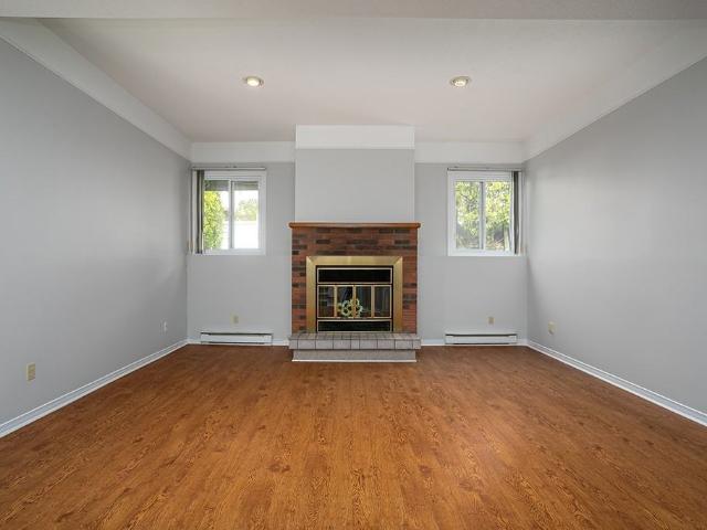 Apartment for rent in Mulhurst Bay, Ontario