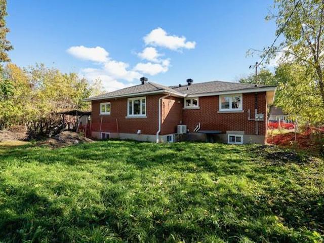 Apartment for rent in Mulhurst Bay, Ontario