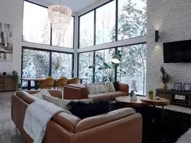 House for sale in Lac-beauport, Quebec