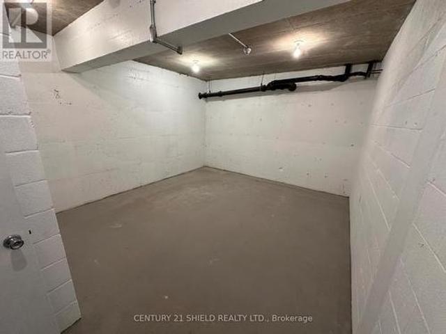Commercial for rent in Cornwall, Ontario
