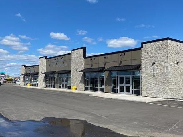 Commercial for rent in Thunder Bay, Ontario