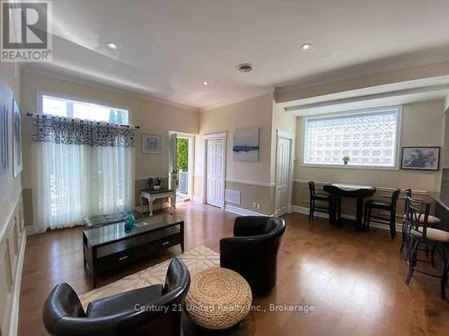 Townhouse for rent in Cobourg, Ontario