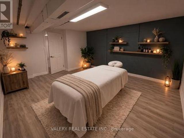 Commercial for rent in Woburn, Ontario