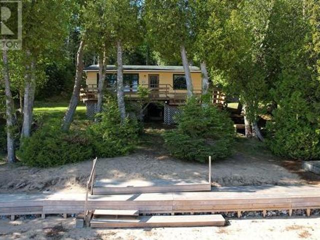 House for sale in Batchawana