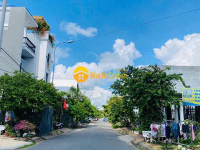 Mặt bằng bán