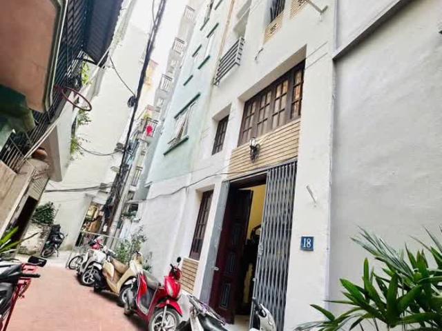 Nhà bán tại Hoàn Kiếm, Hà Nội