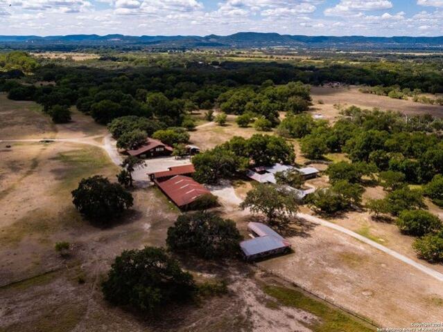 Land for sale in Utopia, Texas