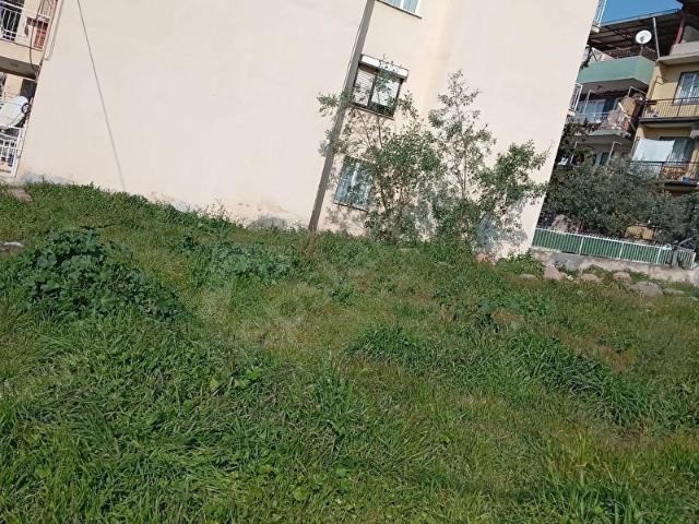 Bayrakli, İzmir içerisinde satılık Arsa