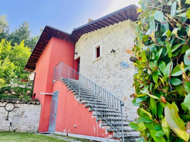 Villa Indipendente in vendita a Marche, Ascoli Piceno